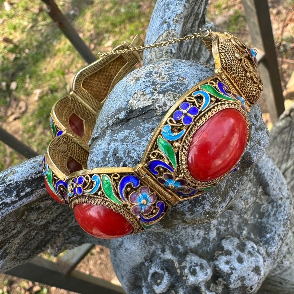 Early 19 century Chinese export piece. Filigree silver enamel and coral. - Picture 11 of 17